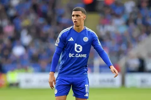 تقارير: كريستال بالاس ولايبزيج مهتمان بضم بلال الخنوس